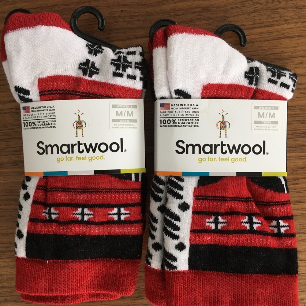 Smartwool Socks 2 pr NWT Great for gifts!